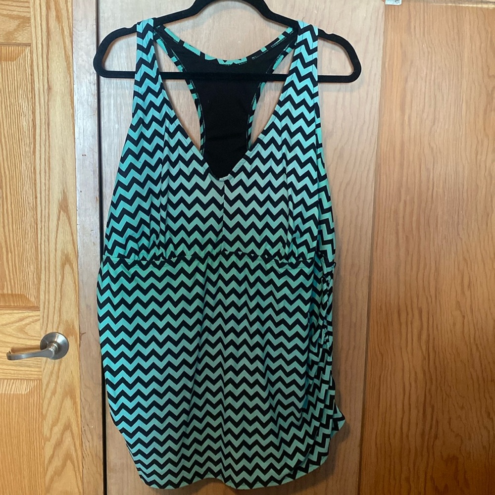 Ava Viv swim suit top, size 24W